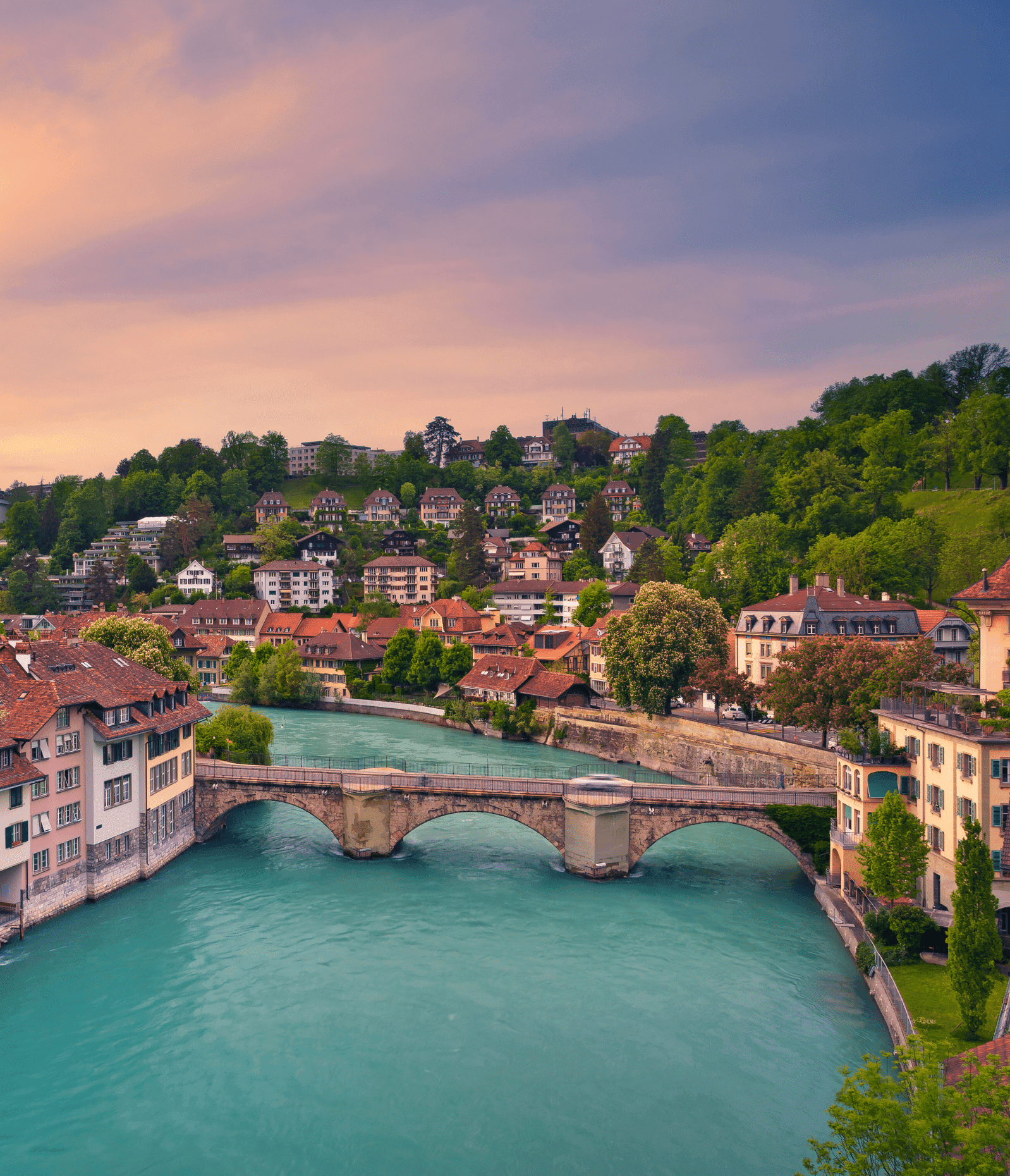 Vue pittoresque de Berne au coucher de soleil