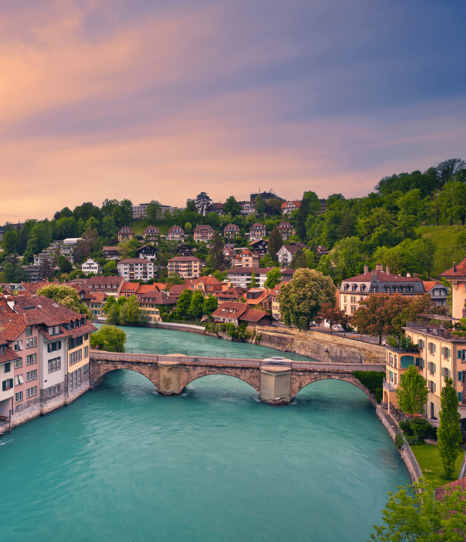 Vue pittoresque de Berne au coucher de soleil